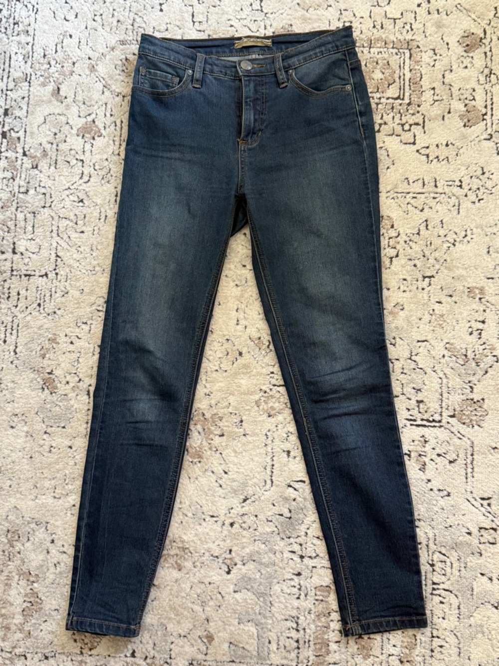 Free People Women's Skinny Jeans in Dark Blue Wash